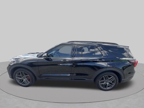 Used 2025 Ford Explorer ST w/ Sun And Sound Package RWD image 9