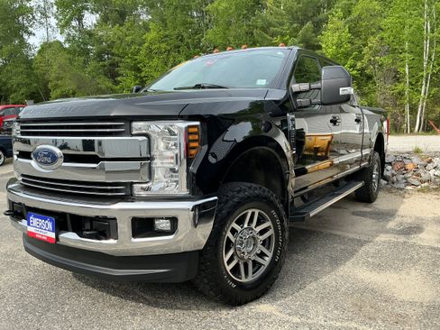 Used 2018 Ford F250 Lariat w/ Lariat Value Package AWD/4WD image 10