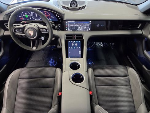 New 2025 Porsche Taycan image 12