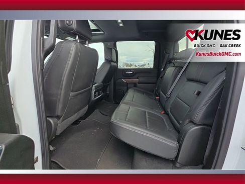 Used 2022 Chevrolet Silverado 2500 High Country w/ Z71 Off-Road Package image 22