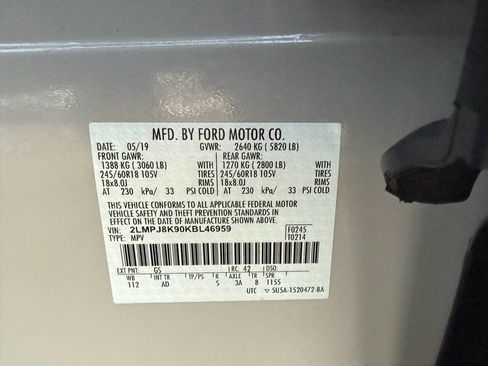 Used 2019 Lincoln Nautilus Select image 40