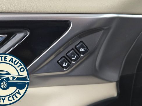 Used 2022 Subaru Legacy Limited XT w/ Popular Package #2 image 18