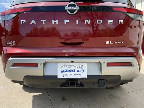 Used 2024 Nissan Pathfinder SL w/ SL Premium Package AWD/4WD image 6