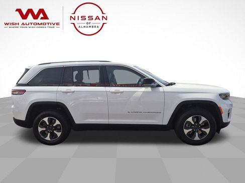 Used 2024 Jeep Grand Cherokee Limited 4xe AWD/4WD image 4