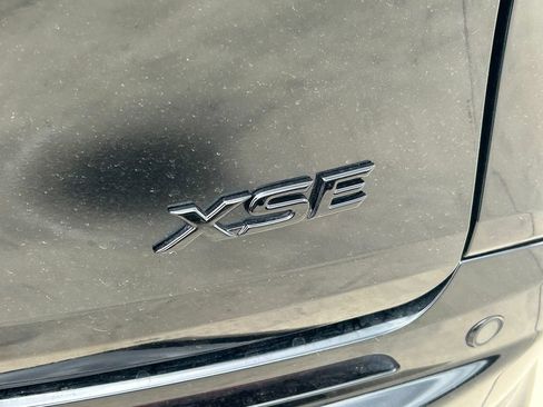 Certified 2025 Toyota Sienna XSE w/ XSE Premium Package AWD/4WD image 14