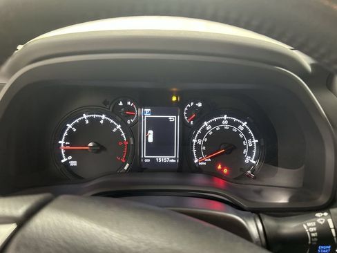 Used 2024 Toyota 4Runner SR5 AWD/4WD image 13