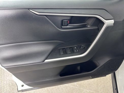 Used 2023 Toyota RAV4 LE image 18