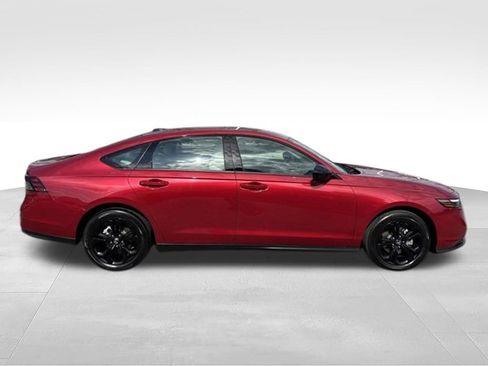 Used 2025 Honda Accord SE image 3