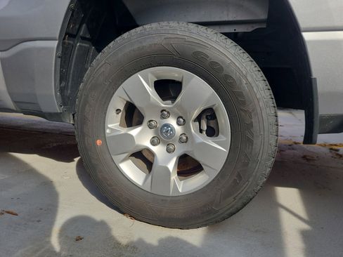 Used 2023 RAM 1500 Big Horn image 26