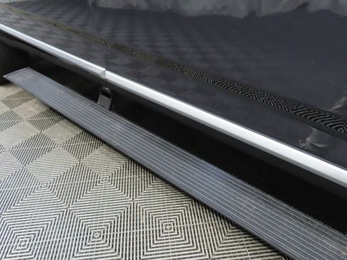 Used 2024 GMC Yukon XL Denali w/ Advanced Technology Package image 56