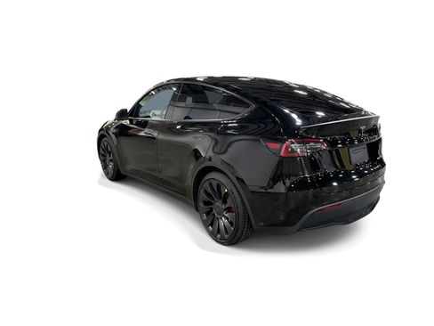 Certified 2023 Tesla Model Y Performance AWD/4WD image 4