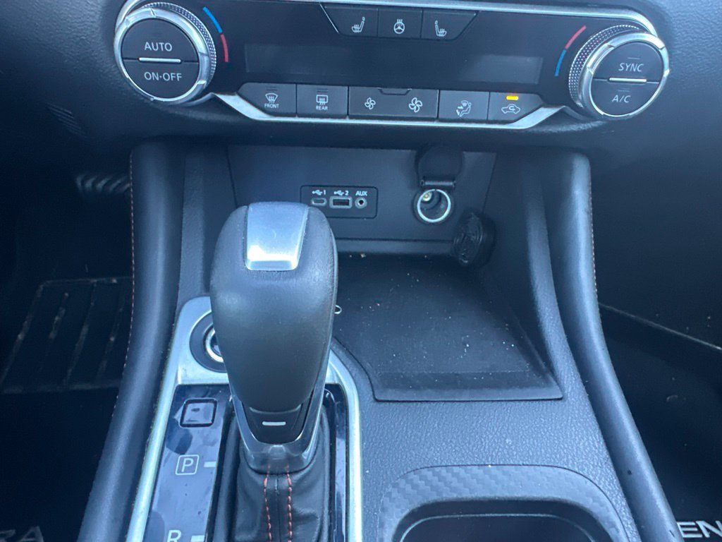 Used 2023 Nissan Sentra SR w/ SR Premium Package FWD image 21