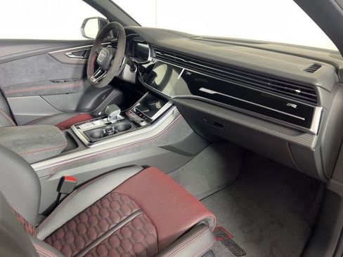 New 2026 Audi RS Q8 performance image 12