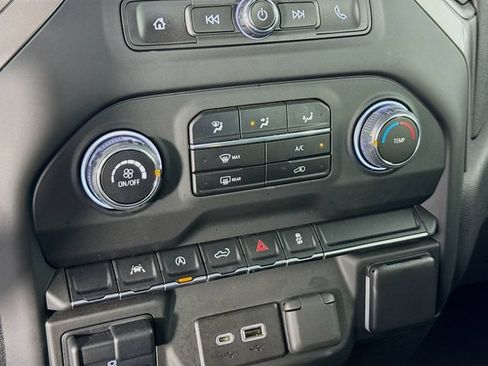 Used 2023 Chevrolet Silverado 1500 Custom w/ LPO, Dark Essentials Package AWD/4WD image 17