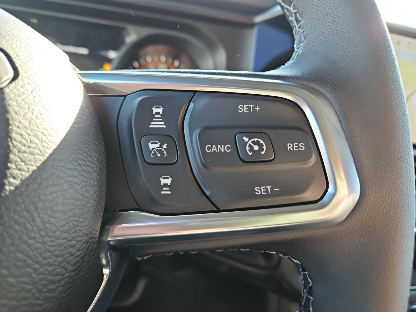 New 2026 Jeep Wrangler Unlimited Sahara AWD/4WD image 26