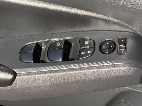 Used 2024 Nissan Altima 2.5 S FWD image 21