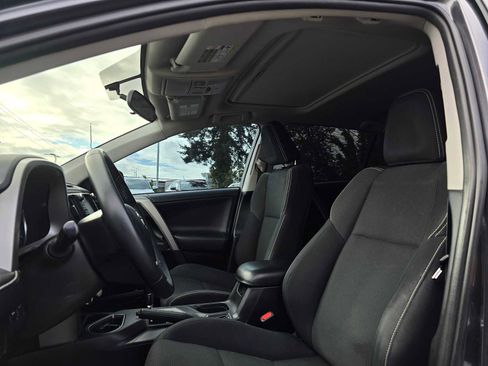 Used 2016 Toyota RAV4 XLE image 21