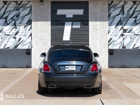 Used 2020 Rolls-Royce Wraith image 14