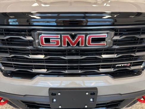 New 2026 GMC Acadia AT4 w/ Luxury Package image 11