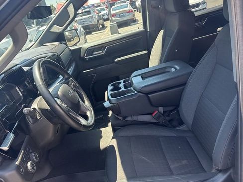 Used 2024 Chevrolet Silverado 1500 RST w/ Redline Edition AWD/4WD image 5