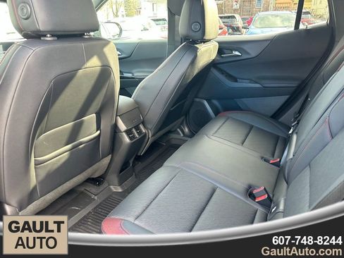 New 2026 Chevrolet Equinox RS image 11