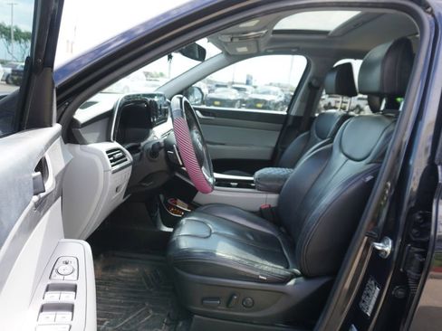 Used 2022 Hyundai Palisade SEL w/ Convenience Package image 7