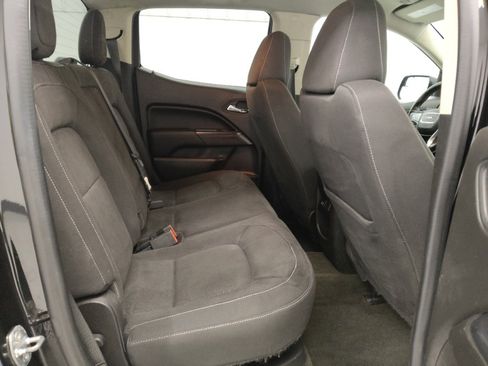 Used 2015 GMC Canyon SLE image 19