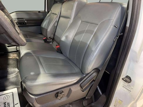 Used 2013 Ford F250 XL w/ PWR Equipment Group image 17