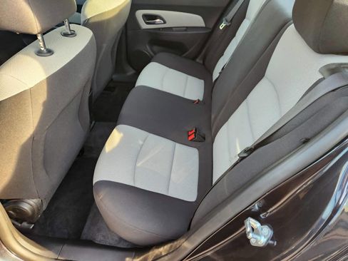 Used 2016 Chevrolet Cruze LS image 13