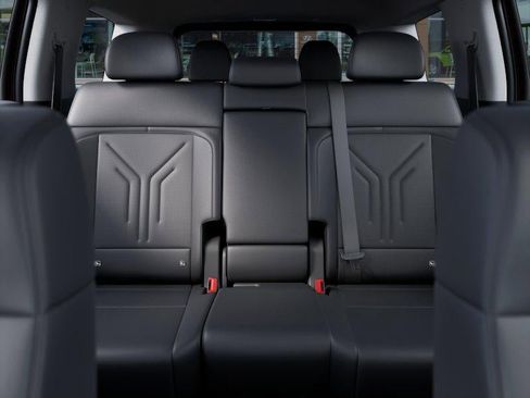 New 2025 Hyundai Santa Fe SEL image 12