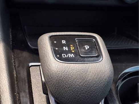 Used 2023 Nissan Rogue SV AWD/4WD image 18