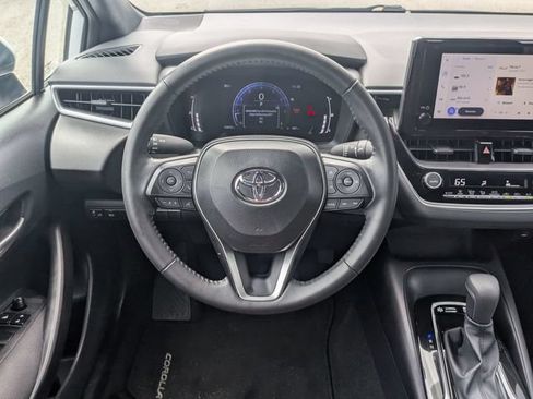 Used 2026 Toyota Corolla SE FWD image 31