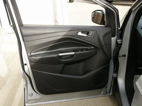 Used 2018 Ford Escape SEL w/ Ford Safe & Smart Package image 13