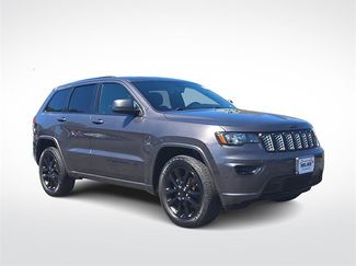 Used 2018 Jeep Grand Cherokee Altitude image 1