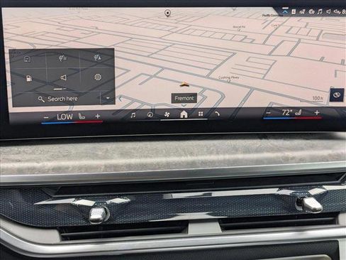 Used 2026 BMW X5 xDrive40i w/ Parking Assistance Package image 12