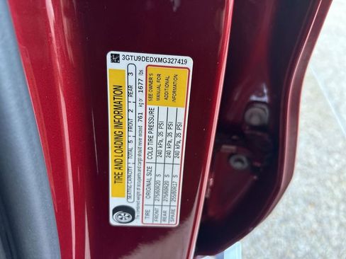 Used 2021 GMC Sierra 1500 SLT w/ SLT Premium Plus Package image 34