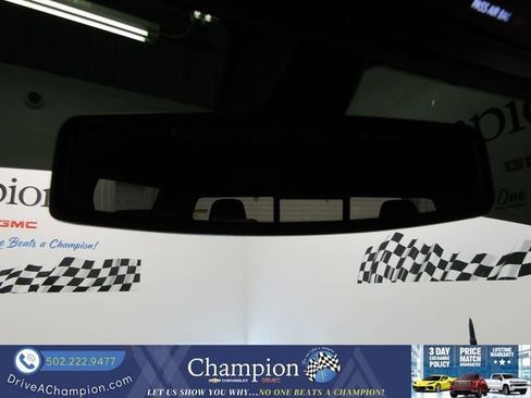 Used 2021 Chevrolet Silverado 1500 High Country image 47