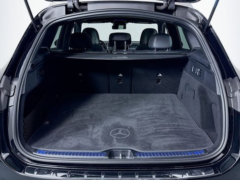 Certified 2026 Mercedes-Benz GLC 300 image 22