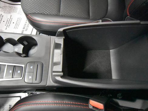 Used 2025 Ford Escape ST-Line w/ Cold Weather Package AWD/4WD image 20