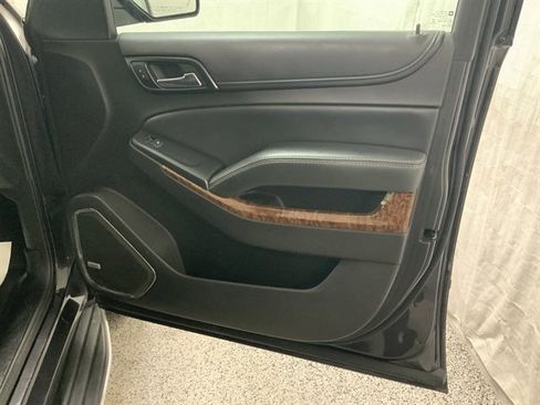 Used 2017 Chevrolet Tahoe Premier AWD/4WD image 27