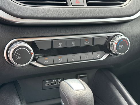 New 2025 Nissan Altima 2.5 S image 30