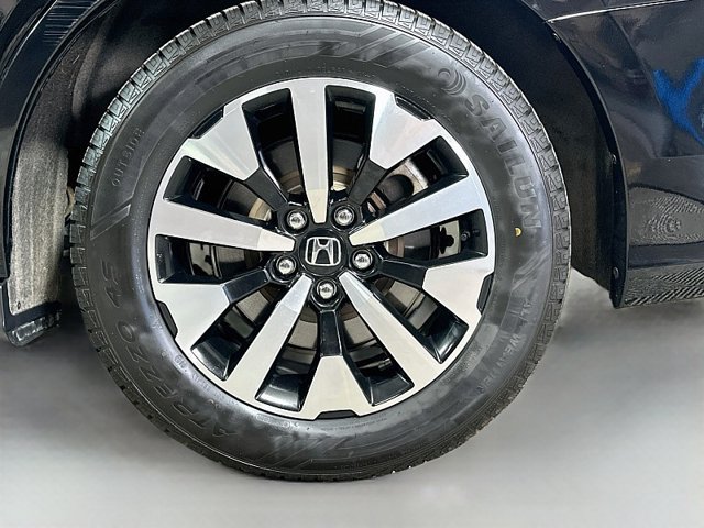 Used 2025 Honda Odyssey EX-L image 32