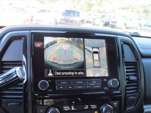 Used 2021 Nissan Titan PRO-4X w/ Pro-4x Convenience Package image 23