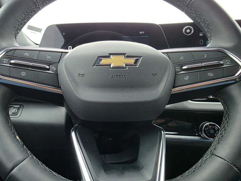 Used 2026 Chevrolet Equinox LT AWD/4WD image 23