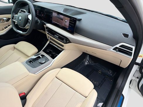Used 2025 BMW 330i Sedan w/ Parking Assistance Package image 13