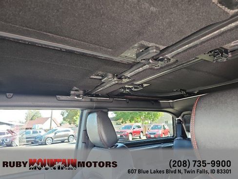 Used 2025 Ford Bronco Stroppe Edition AWD/4WD image 18