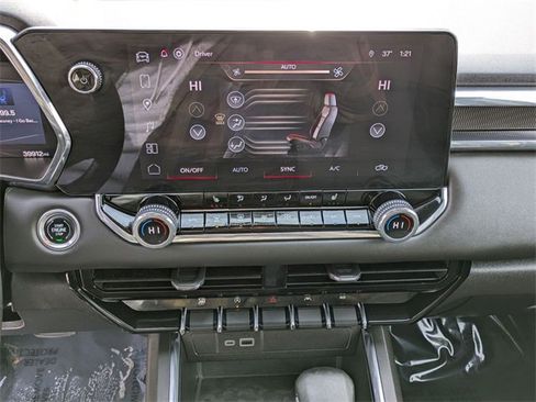 Used 2024 GMC Canyon Elevation w/ Convenience Package image 19