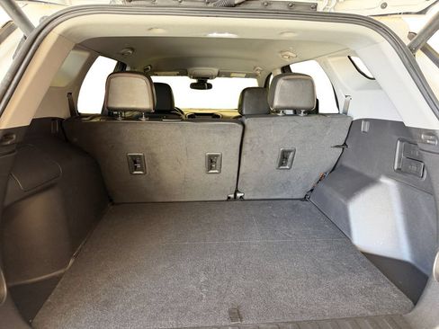 Used 2024 GMC Terrain AT4 w/ Infotainment Package II AWD/4WD image 12