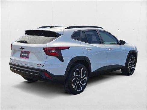 New 2026 Chevrolet Trax RS w/ Driver Confidence Package image 2