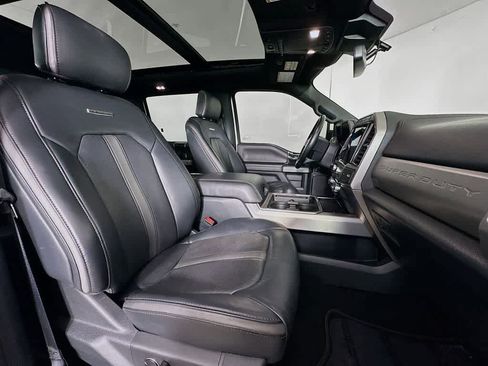 Certified 2022 Ford F350 Platinum image 15